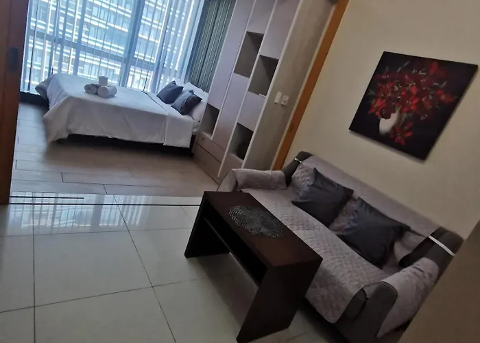 Caleze One Uptown Bgc One Bedroom مانيلا