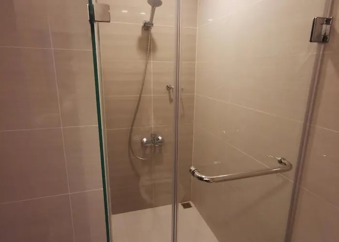 Caleze One Uptown Bgc One Bedroom مانيلا